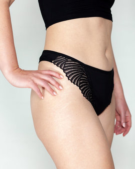Lacy String | Menstruatie ondergoed | Lotties Period Underwear