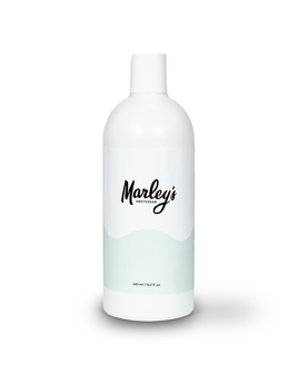 Lege fles voor Marley&#039;s shampoovlokken