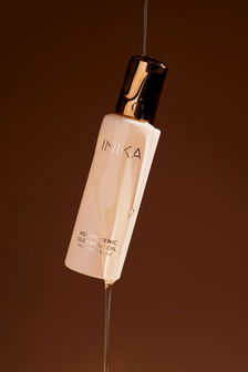 Adaptogenic cleansing oil | Inika