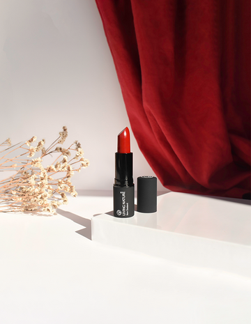 Glamorous lipstick | Living Nature