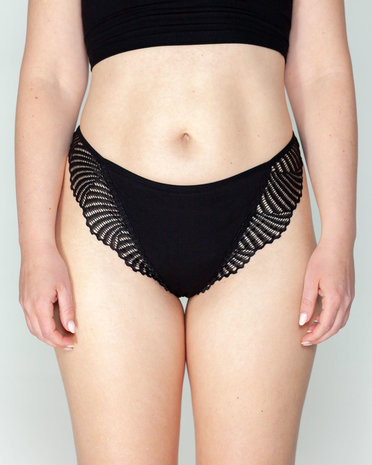 Lacy String | Menstruatie ondergoed | Lotties Period Underwear