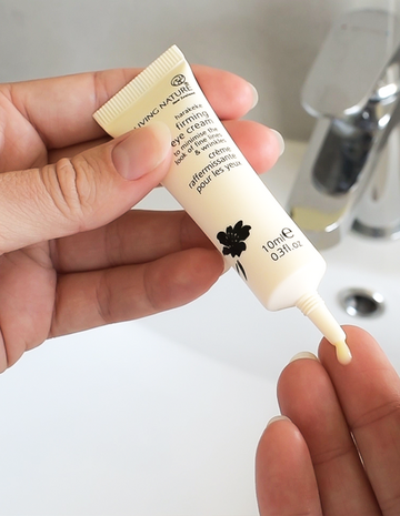 Firming eye cream | Living Nature