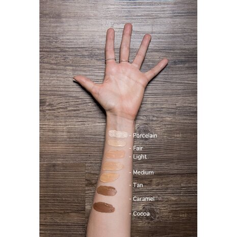 Swatches tinted moisturiser | PHB