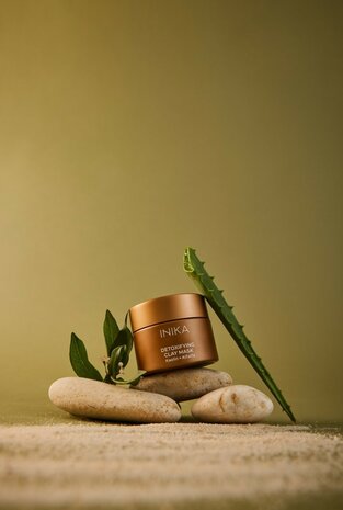 Detoxifying Clay Mask | Inika